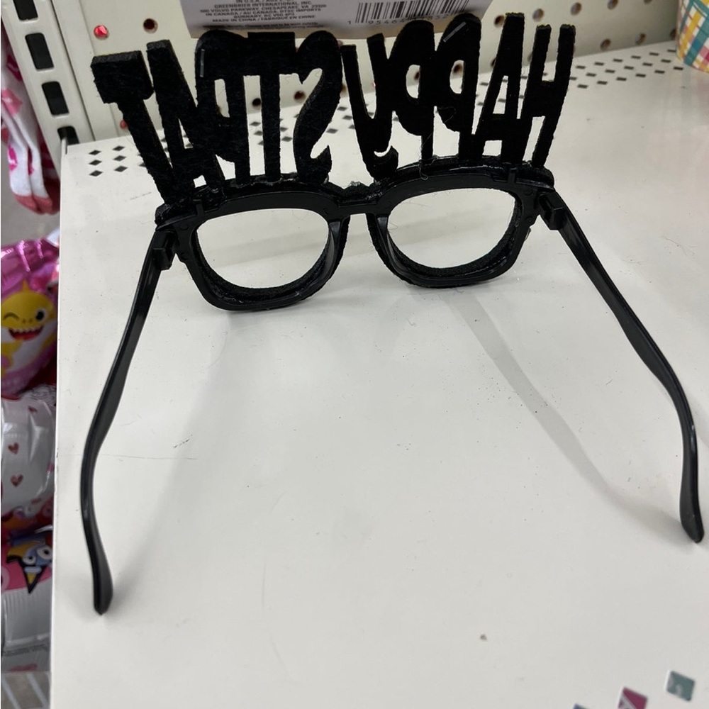 Happy St. Patrick’s day glasses. - Picture 2 of 2